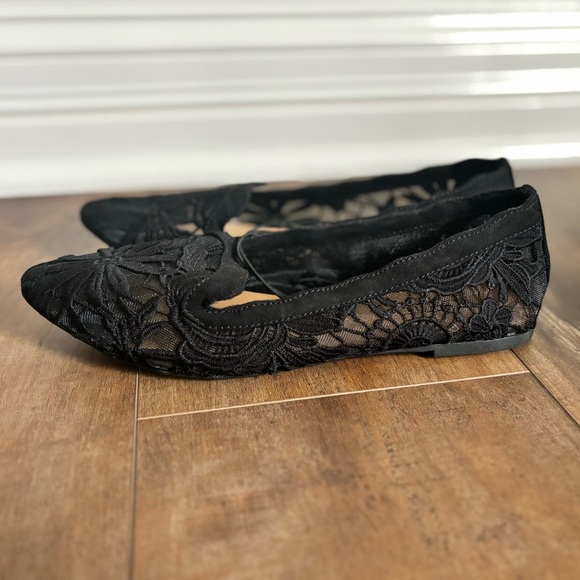 Seychelles Shoes - Seychelles Black Floral Lace Almond Toe Slip On Ballet Flats Size 7.5 NEW